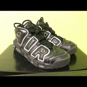 Nike AIR MORE UPTEMPO